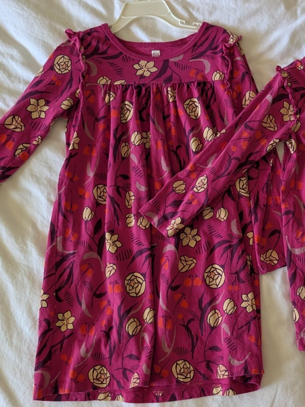 Tea Collection Girls Dress, Magenta with floral pattern Size 6